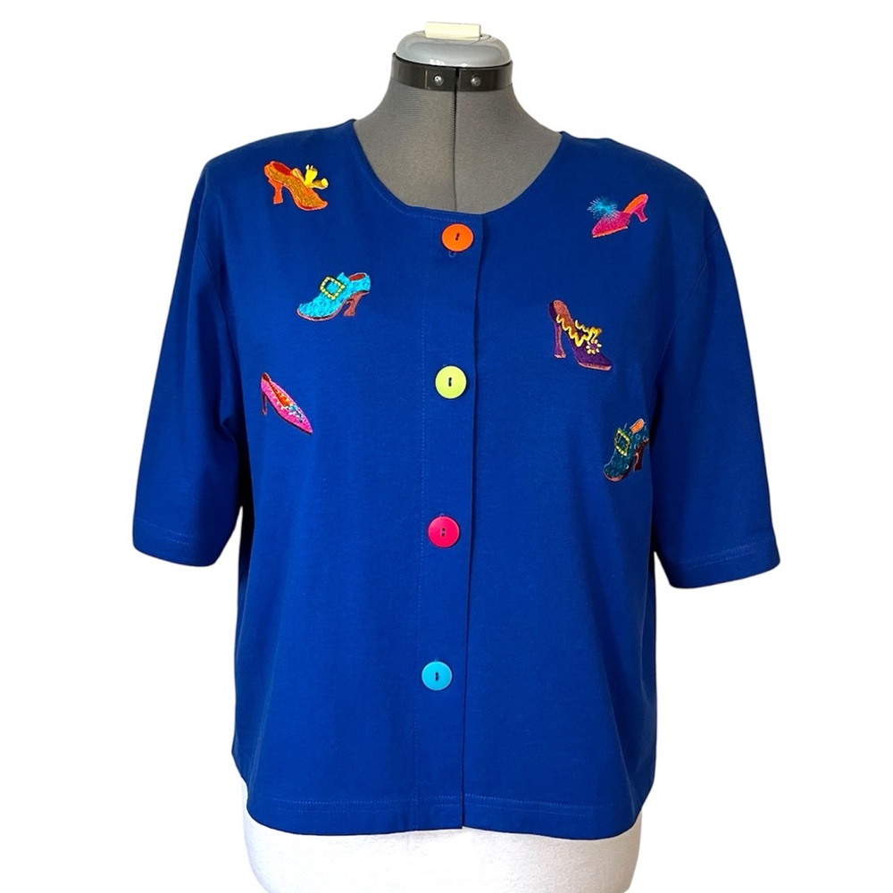 Vintage shoes novelty print button front top L
